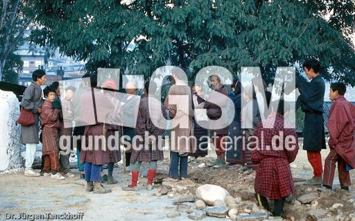 1093_bhutan_1994_dzong in punakha.jpg